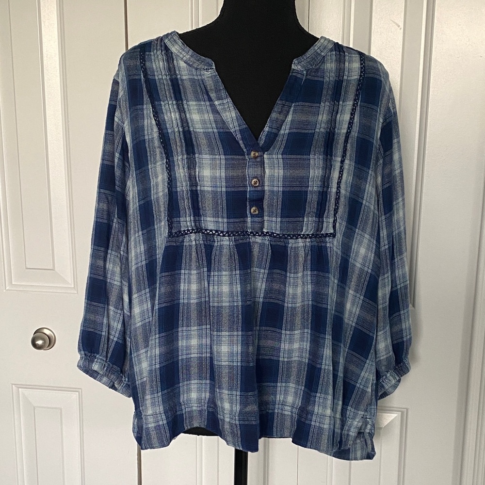 Wrangler Navy Blue And White Checkered Long Sleeve XL Shirt